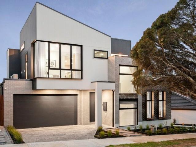 Contemporary Living with Lift Access