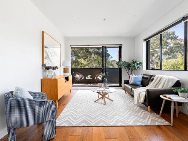 Contemporary Living with Parkside Appeal