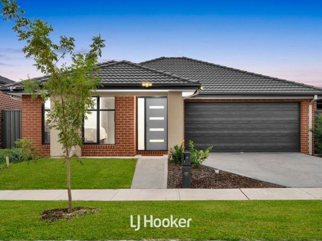 Contemporary Living with Refined Comfort & Practical Design
