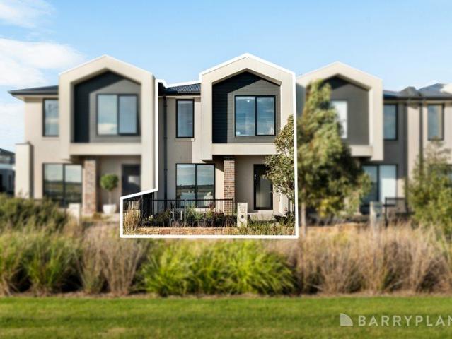 Contemporary Living with Uninterrupted Views NO BODY CORP