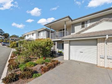 Contemporary Lifestyle Investment in the Heart of Beaudesert!
