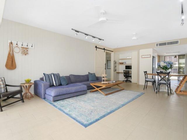Contemporary Lifestyle & Space Executive Waterfront Living in Darwin City