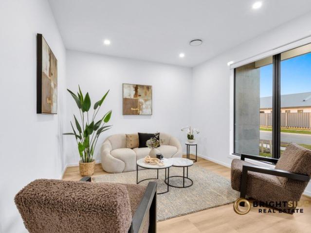 Contemporary Luxury Meets Thoughtful Design A Home That Redefines Modern Living