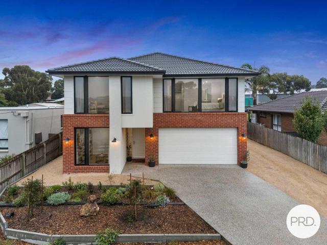 Contemporary Luxury Meets Tranquil Country Living