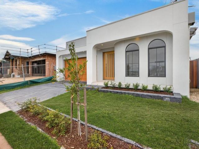 Contemporary Luxury, Effortless Living & Exceptional Design