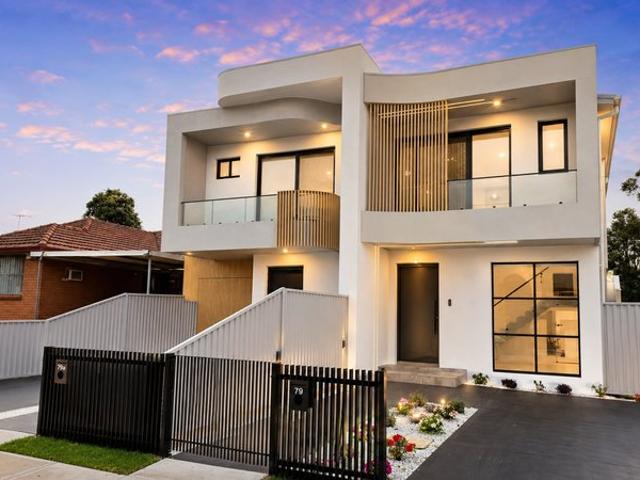 Contemporary Luxury, Family Functionality & Exceptional Convenience