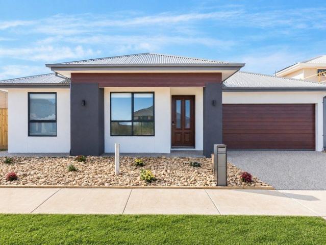 Contemporary Luxury in a Brand New Home