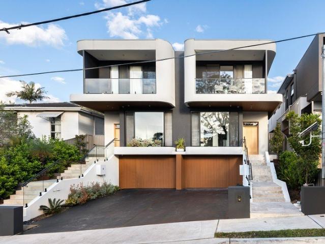 Contemporary Luxury in a Private Parkland Setting