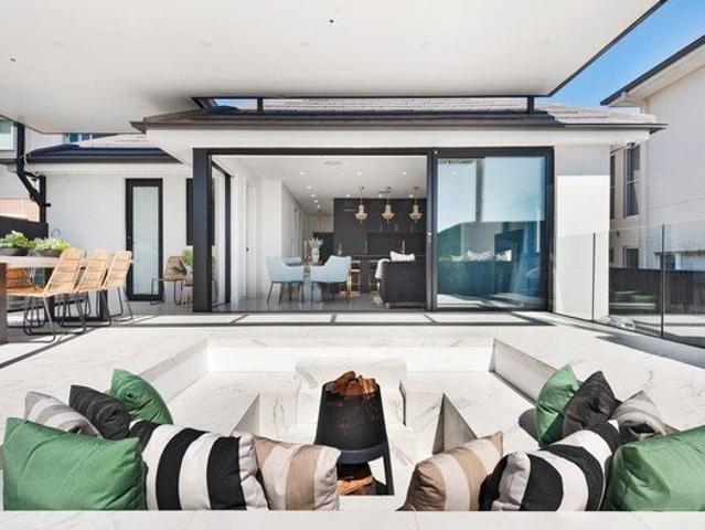 Contemporary Luxury in a Prized Rodd Point Setting