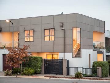 Contemporary Luxury in Bluestone Estate