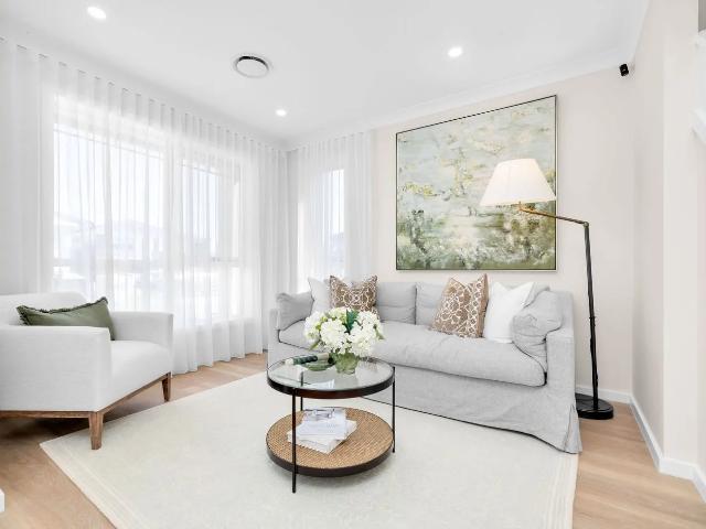 Contemporary Luxury Living in the Heart of Box Hill!