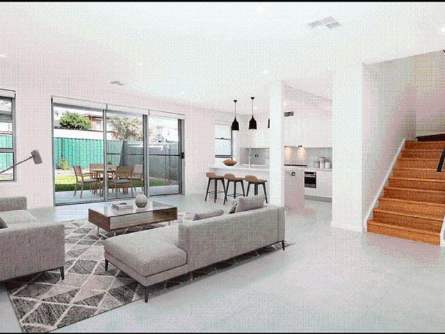 Contemporary Luxury Living in a Sought‑After Dundas Pocket
