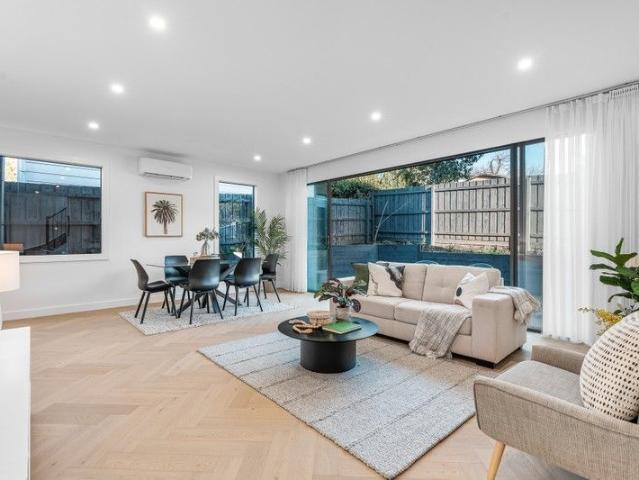Contemporary Luxury Living in Melbourne's East Refined Design & Unmatched Convenience
