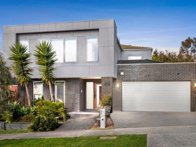Contemporary Luxury, Resort Style Family Living