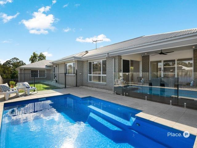 Contemporary Luxury. Sustainable Family Living