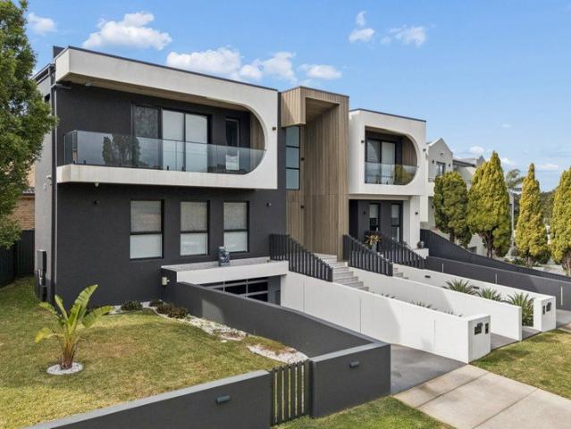 Contemporary Luxury, Space and Sophisticated Design
