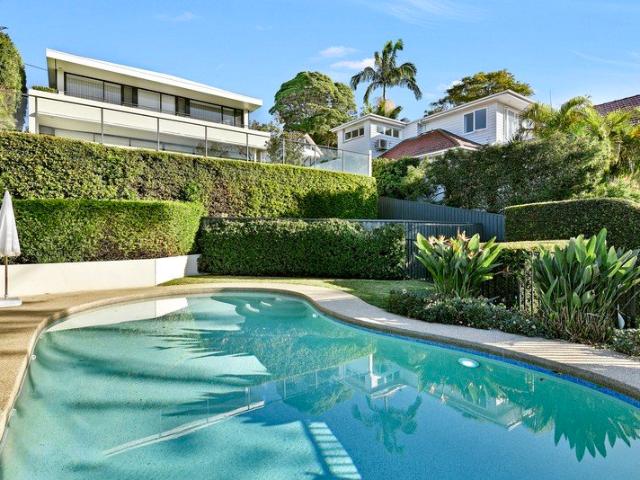 Contemporary Luxury with Lift, Pool & Leafy Outlook
