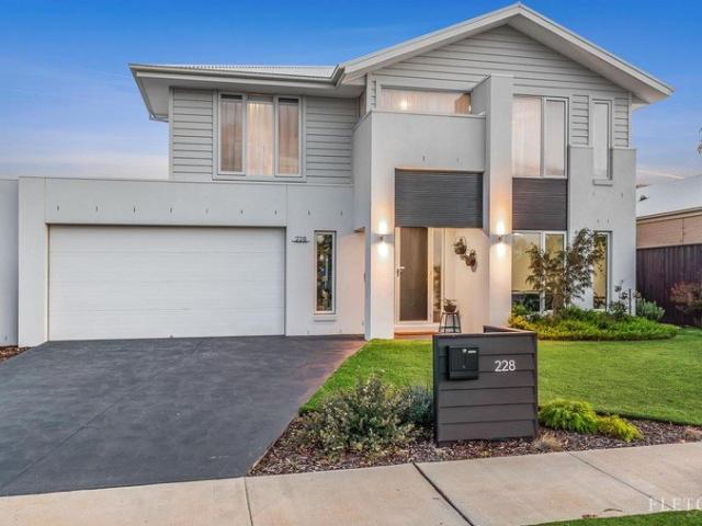 Contemporary Luxury with Multi Generational Ease