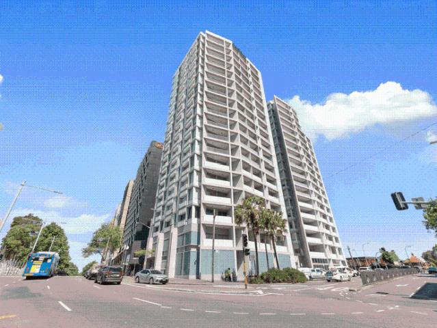 Contemporary Luxury with Spectacular City Skyline Views Opposite Redfern Station