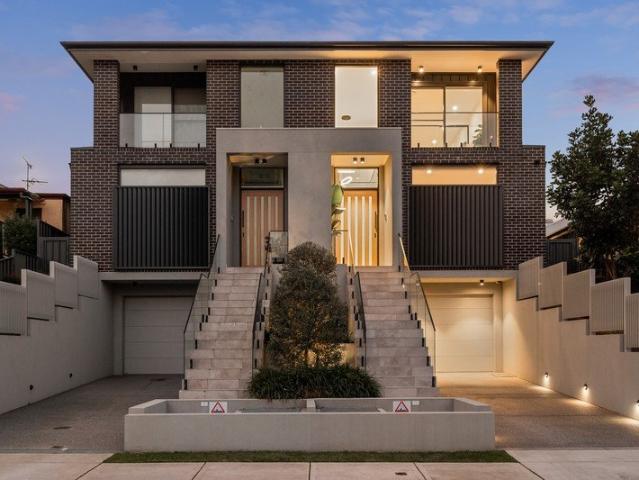 Contemporary Masterpiece Designed For Luxury Family Living