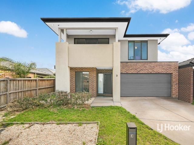 Contemporary Metricon Elegance in Prime Westbrook Estate! APPLICATIONS NOW OPEN