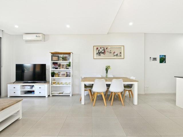 Contemporary North Facing Apartment with Expansive Entertainer's Balcony