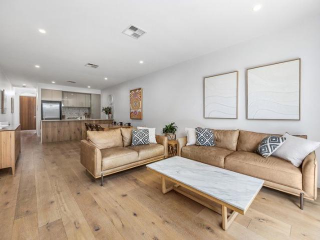 Contemporary Sophistication in a Boutique Group