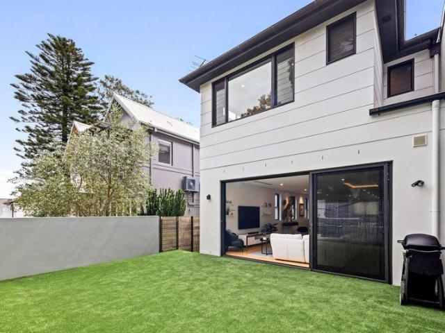 Contemporary Sophistication in a Coveted Rose Bay Setting Between Bondi Beach and the Foreshore