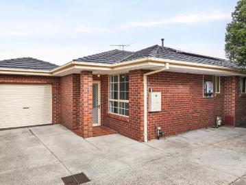 Contemporary Single Level Living with Low Maintenance Appeal