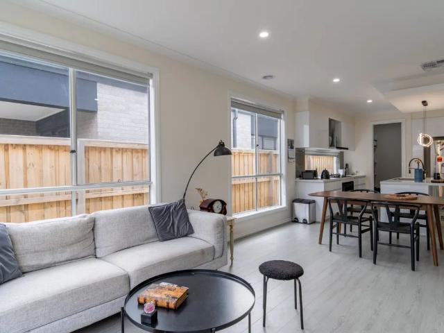 Contemporary & Spacious Living in the Heart of Wollert!