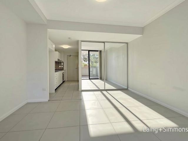 Contemporary studio in central Mount Druitt