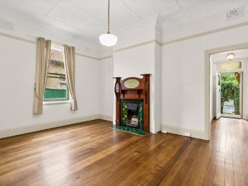 Contemporary Style and Unrivalled Location