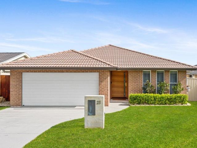 Contemporary Style, Effortless Living & Space for the Whole Family