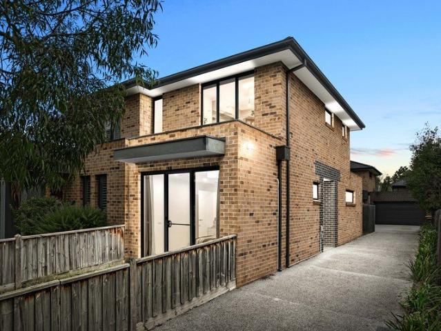 Contemporary Style & Full Brick Excellence