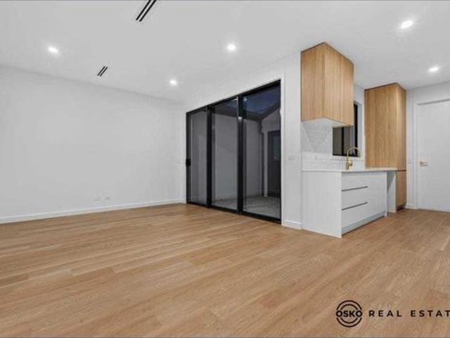 Contemporary Style Meets Low Maintenance Living in Lara!