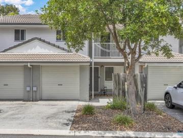 Contemporary Style Meets Low Maintenance Living Richlands