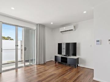 Contemporary Style Meets Ultimate Convenience
