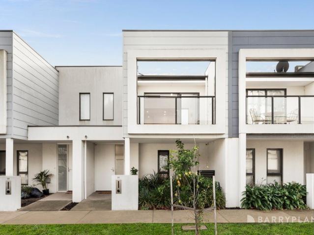 Contemporary Style & Sophisticated Living in Krystal Estate