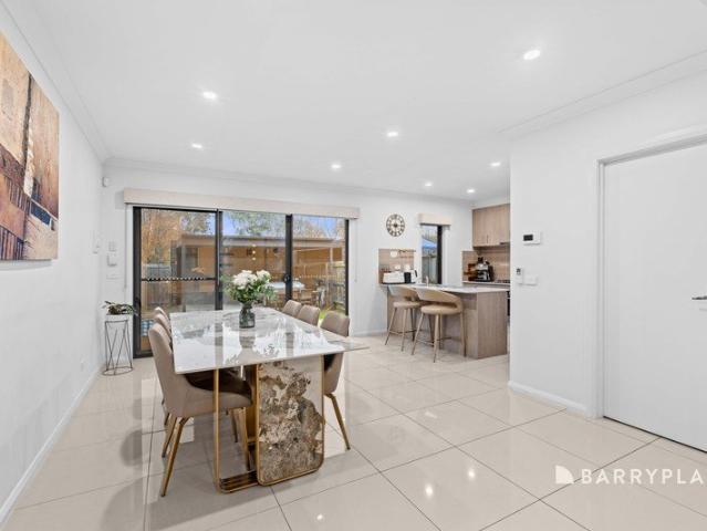 Contemporary Style, Space & Convenience