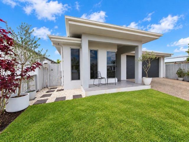 Contemporary Style, Quality Finishes & Easy Living in Beautiful Greater Ascot