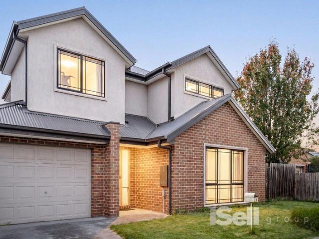CONTEMPORARY STYLE WITH A LIFESTYLE TO MATCH