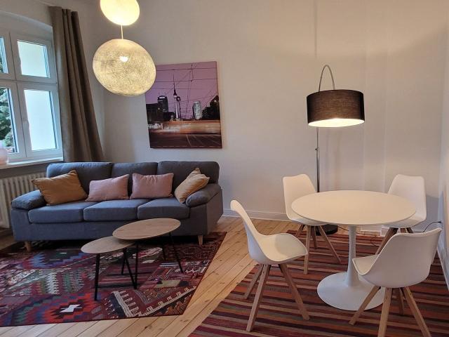 Contemporary suite quite surroundings!, Berlin Amsterdam Apartments for Rent