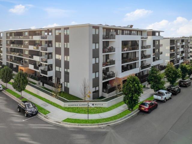 Uninterrupted Park Views Meets Everyday Convenience