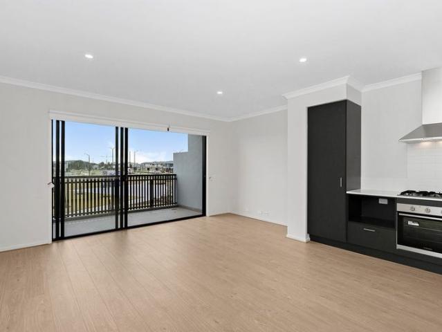 Contemporary Parkside Living in Kinbrook Estate