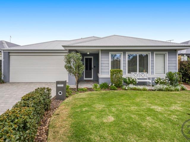 Contemporary Quality, Energy Efficiency & Parkside Living