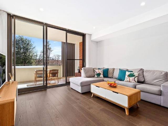 Deposit Take Contemporary Residence In Quite Block