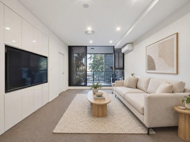 Contemporary Resort Style Living in the Heart of Zetland
