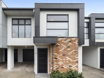 Contemporary Townhome Living in a Prime, Convenient Location