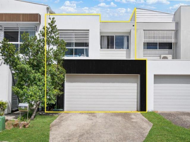 Exceptional Value in the Heart of Robina Double Garage With No Body Corporate Fees