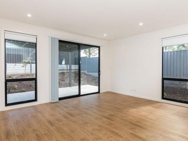 Contemporary Townhouse in Mount Barker Modern Comfort, Convenient Lifestyle